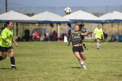 DSC_2327-ZF-0122-38897-1-001-102