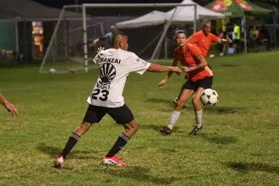 DSC_2690-ZF-0122-38897-1-001-213