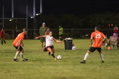 DSC_2699-ZF-0122-38897-1-001-217