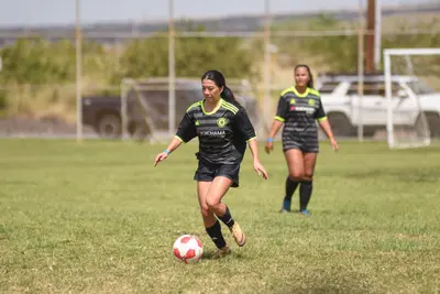 DSC_2942-ZF-0122-38897-1-001-297